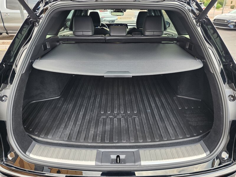 2026 Toyota Crown Signia Limited - Photo 15 - Fountain Hills, AZ 85268