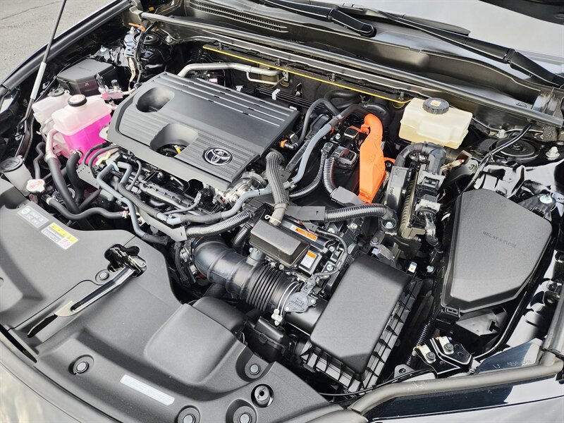 2026 Toyota Crown Signia Limited - Photo 9 - Fountain Hills, AZ 85268