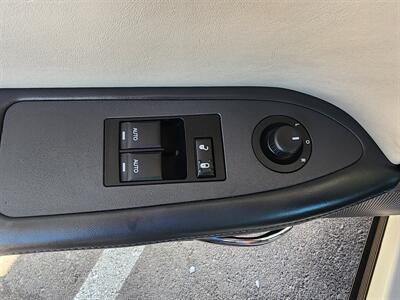2011 Dodge Challenger SRT8 392 Inaugural Edition (#175/#1,100)   - Photo 23 - Fountain Hills, AZ 85268