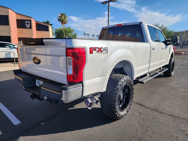 2018 Ford F-250 Super Duty Lariat - Photo 3 - Fountain Hills, AZ 85268