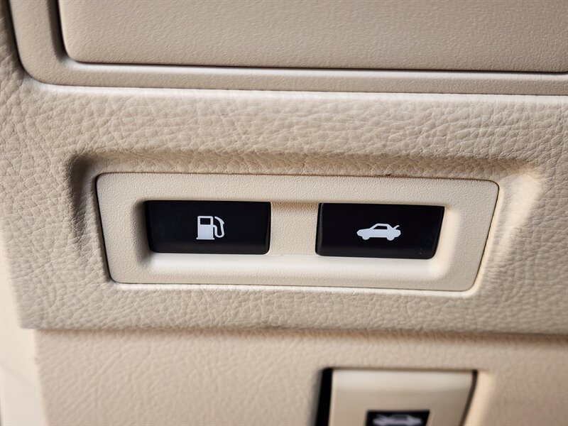 2015 Lexus LS 460 L - Photo 28 - Fountain Hills, AZ 85268