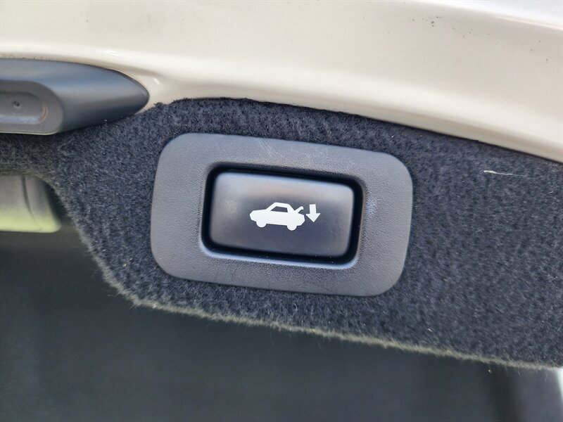 2015 Lexus LS 460 L - Photo 14 - Fountain Hills, AZ 85268