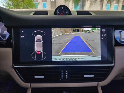 2022 Porsche Cayenne Platinum Edition   - Photo 48 - Fountain Hills, AZ 85268