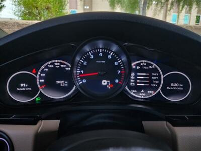 2022 Porsche Cayenne Platinum Edition   - Photo 31 - Fountain Hills, AZ 85268