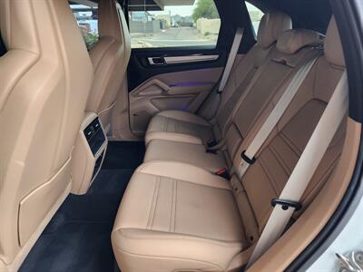 2022 Porsche Cayenne Platinum Edition   - Photo 79 - Fountain Hills, AZ 85268