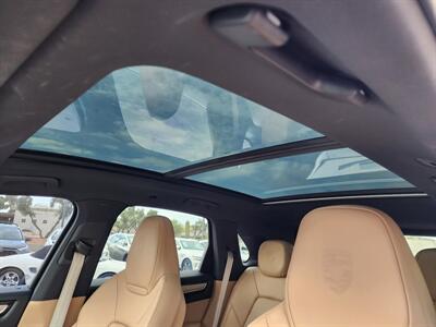 2022 Porsche Cayenne Platinum Edition   - Photo 59 - Fountain Hills, AZ 85268