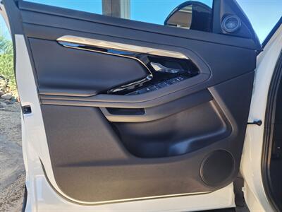 2023 Land Rover Range Rover Evoque P250 R-Dynamic S   - Photo 19 - Fountain Hills, AZ 85268