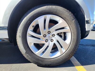 2023 Land Rover Range Rover Evoque P250 R-Dynamic S   - Photo 16 - Fountain Hills, AZ 85268