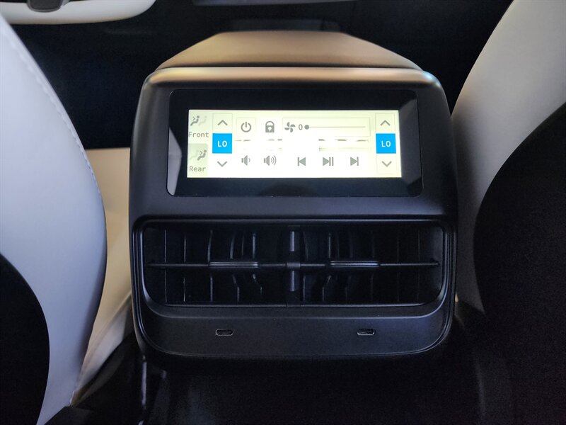 2022 Tesla Model Y Performance - Photo 65 - Fountain Hills, AZ 85268