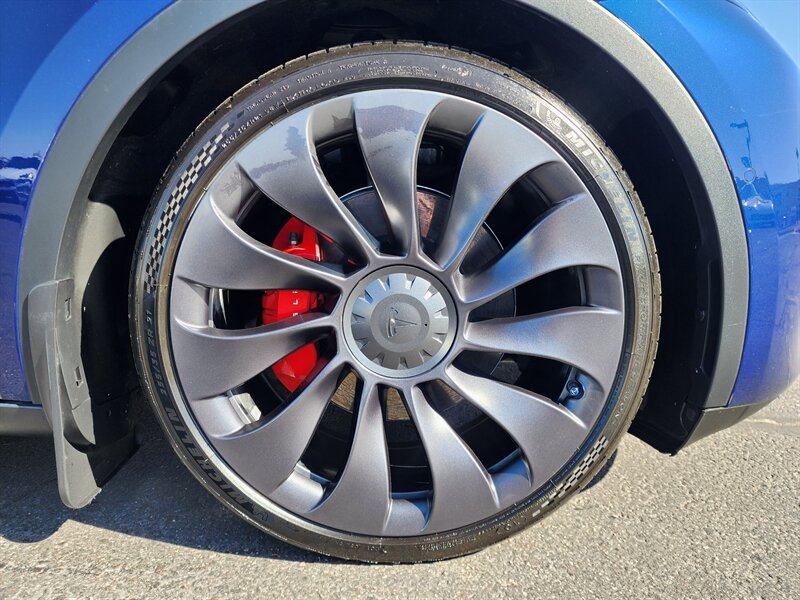 2022 Tesla Model Y Performance - Photo 20 - Fountain Hills, AZ 85268