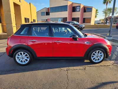 2019 MINI Cooper Hardtop 4 Door   - Photo 2 - Fountain Hills, AZ 85268