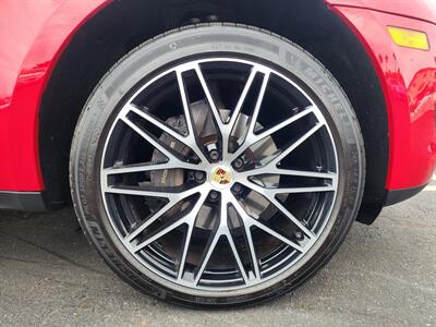 2023 Porsche Macan   - Photo 19 - Fountain Hills, AZ 85268
