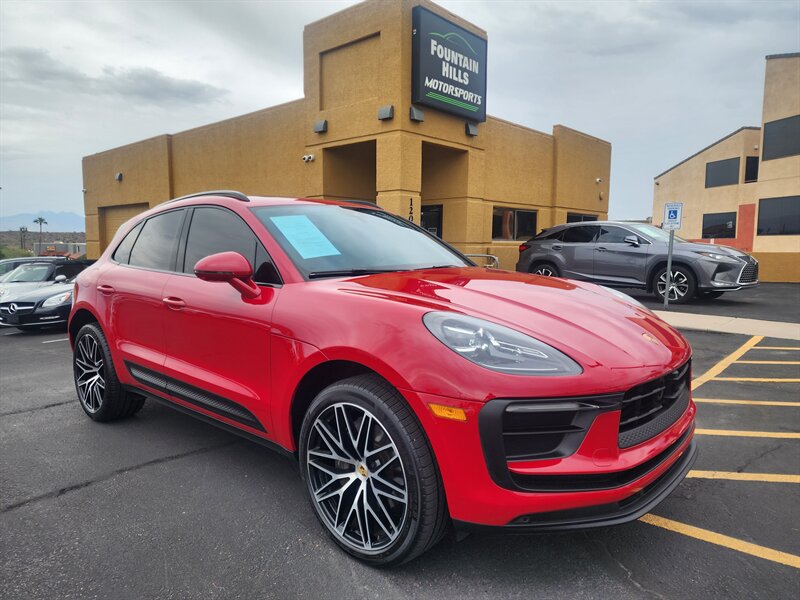 2023 Porsche Macan - Photo 1 - Fountain Hills, AZ 85268
