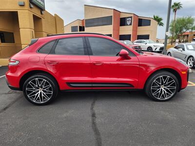 2023 Porsche Macan   - Photo 2 - Fountain Hills, AZ 85268