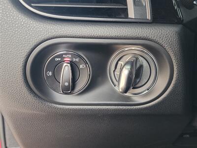 2023 Porsche Macan   - Photo 26 - Fountain Hills, AZ 85268