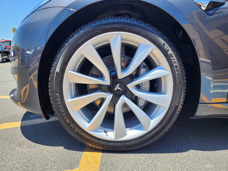 2018 Tesla Model 3 Long Range - Photo 13 - Fountain Hills, AZ 85268