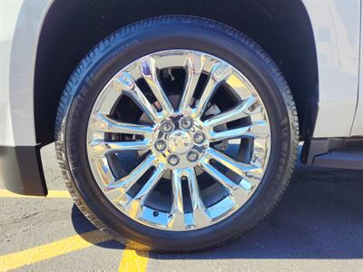 2019 Chevrolet Tahoe LS   - Photo 15 - Fountain Hills, AZ 85268