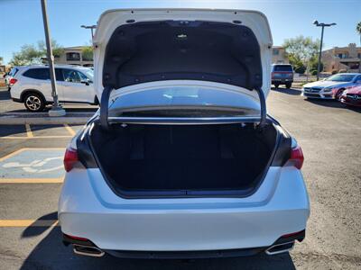 2021 Toyota Avalon XLE   - Photo 13 - Fountain Hills, AZ 85268