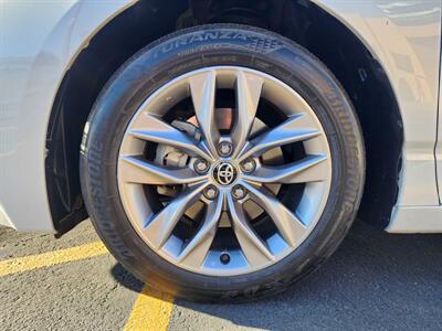 2021 Toyota Avalon XLE   - Photo 16 - Fountain Hills, AZ 85268