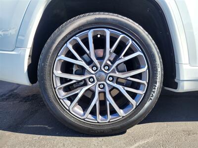 2021 Jeep Grand Cherokee L Summit Reserve   - Photo 20 - Fountain Hills, AZ 85268