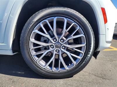 2021 Jeep Grand Cherokee L Summit Reserve   - Photo 21 - Fountain Hills, AZ 85268