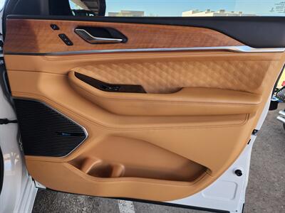 2021 Jeep Grand Cherokee L Summit Reserve   - Photo 69 - Fountain Hills, AZ 85268
