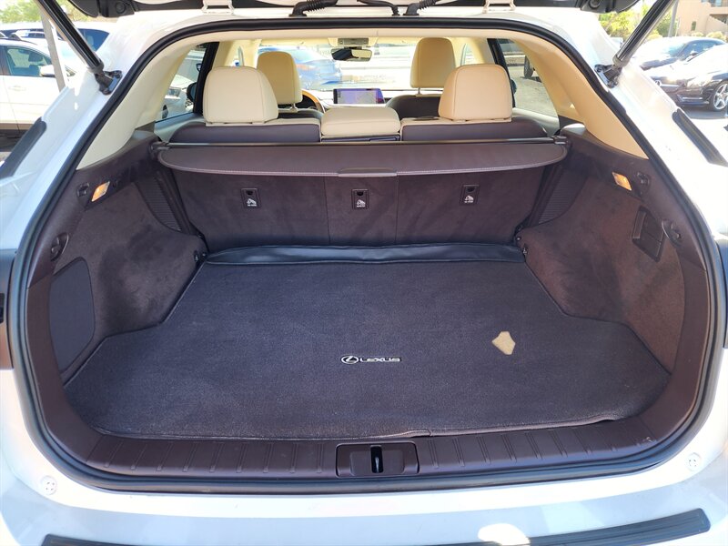 2019 Lexus RX 450h Premium - Photo 16 - Fountain Hills, AZ 85268