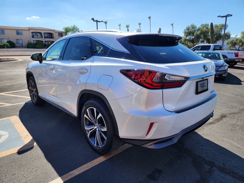 2019 Lexus RX 450h Premium - Photo 5 - Fountain Hills, AZ 85268