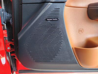 2015 Dodge Challenger SRT Hellcat   - Photo 53 - Fountain Hills, AZ 85268