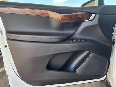 2019 Tesla Model X 100D   - Photo 21 - Fountain Hills, AZ 85268