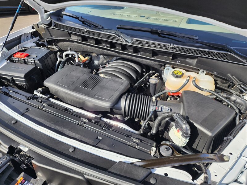 2023 GMC Yukon Denali - Photo 9 - Fountain Hills, AZ 85268