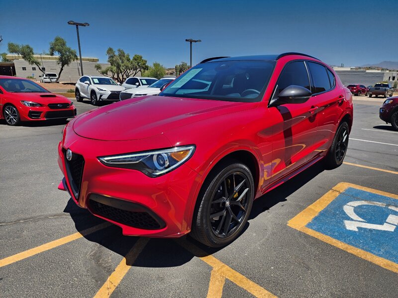 2021 Alfa Romeo Stelvio Ti - Photo 7 - Fountain Hills, AZ 85268