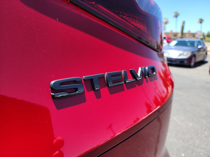 2021 Alfa Romeo Stelvio Ti - Photo 12 - Fountain Hills, AZ 85268