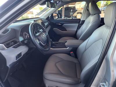 2022 Toyota Highlander XLE - Photo 26 - Fountain Hills, AZ 85268