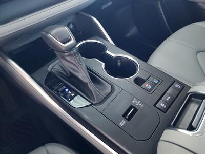 2022 Toyota Highlander XLE - Photo 48 - Fountain Hills, AZ 85268