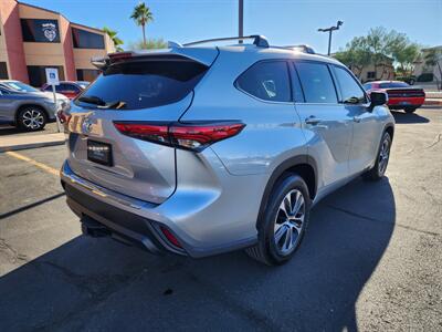 2022 Toyota Highlander XLE - Photo 3 - Fountain Hills, AZ 85268