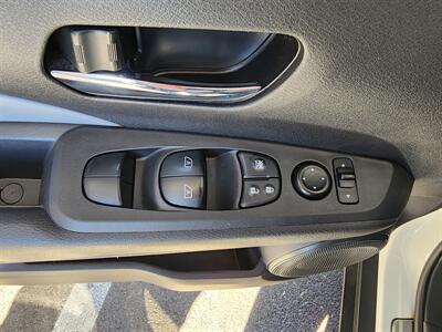 2021 Nissan Kicks SR   - Photo 21 - Fountain Hills, AZ 85268