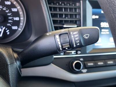 2018 Hyundai Elantra SEL   - Photo 30 - Fountain Hills, AZ 85268