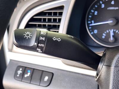 2018 Hyundai Elantra SEL   - Photo 29 - Fountain Hills, AZ 85268