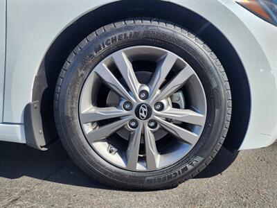 2018 Hyundai Elantra SEL   - Photo 16 - Fountain Hills, AZ 85268