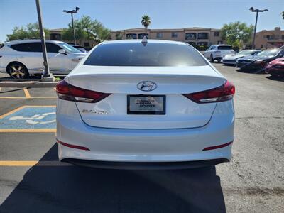2018 Hyundai Elantra SEL   - Photo 4 - Fountain Hills, AZ 85268