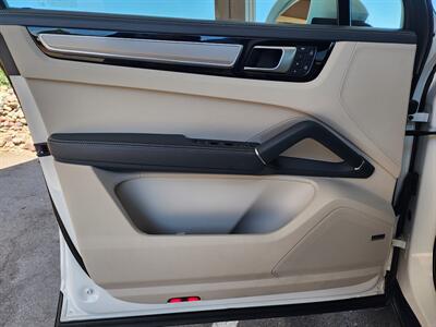 2022 Porsche Cayenne S Platinum Edition   - Photo 19 - Fountain Hills, AZ 85268