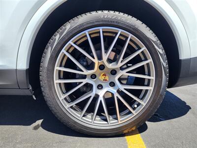 2022 Porsche Cayenne S Platinum Edition   - Photo 16 - Fountain Hills, AZ 85268