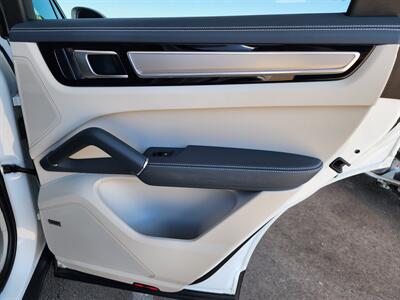 2022 Porsche Cayenne S Platinum Edition   - Photo 66 - Fountain Hills, AZ 85268