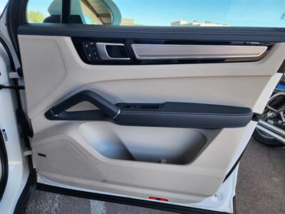 2022 Porsche Cayenne S Platinum Edition   - Photo 58 - Fountain Hills, AZ 85268
