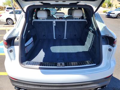 2022 Porsche Cayenne S Platinum Edition   - Photo 12 - Fountain Hills, AZ 85268