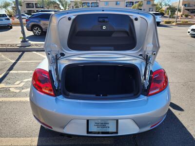 2013 Volkswagen Beetle Convertible   - Photo 12 - Fountain Hills, AZ 85268