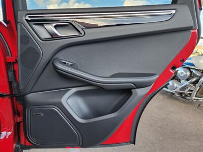 2024 Porsche Macan   - Photo 64 - Fountain Hills, AZ 85268