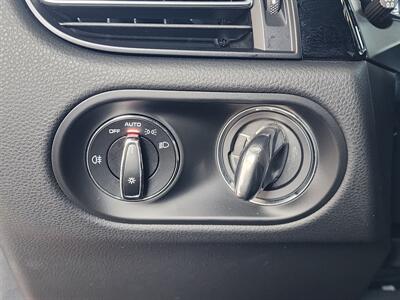 2024 Porsche Macan   - Photo 25 - Fountain Hills, AZ 85268