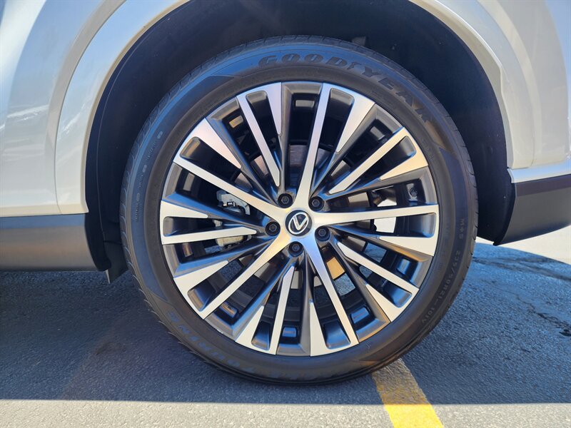 2023 Lexus RX 350 Premium+ - Photo 21 - Fountain Hills, AZ 85268